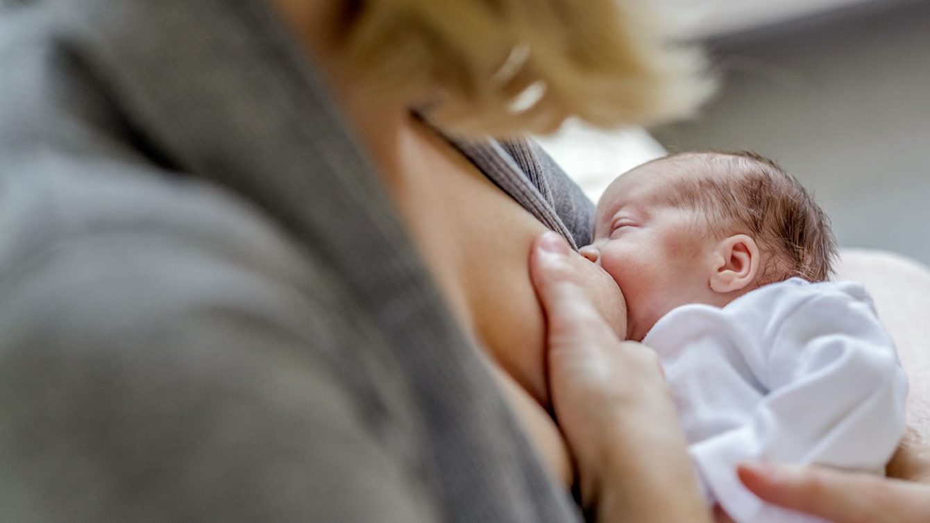 Feeding your premature baby breast milk